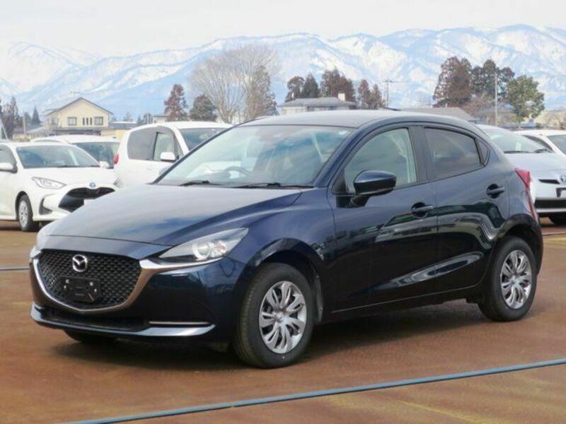 MAZDA2-0