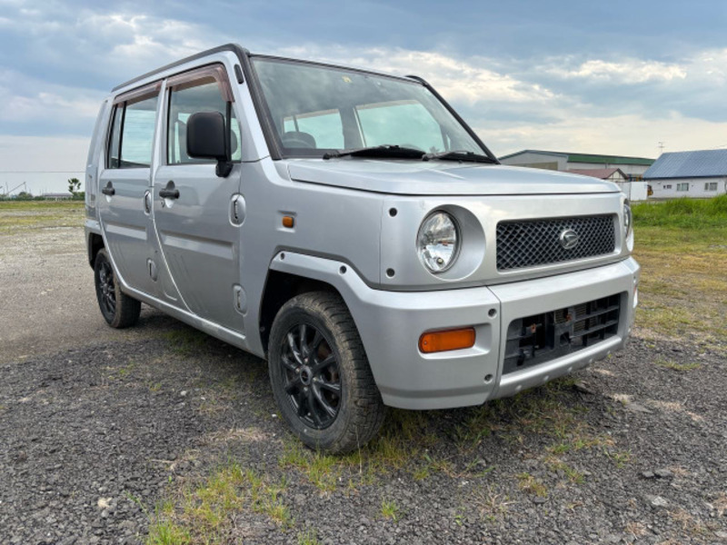 DAIHATSU NAKED