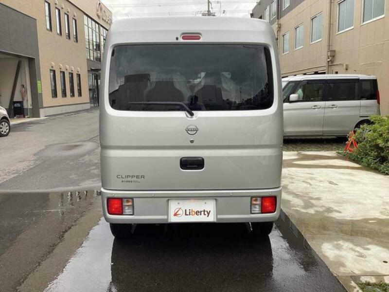 CLIPPER VAN