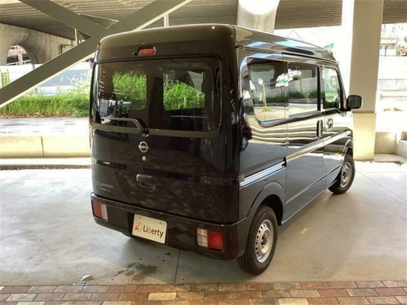 CLIPPER VAN