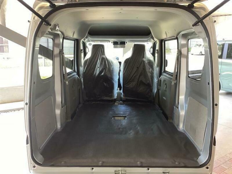 CLIPPER VAN