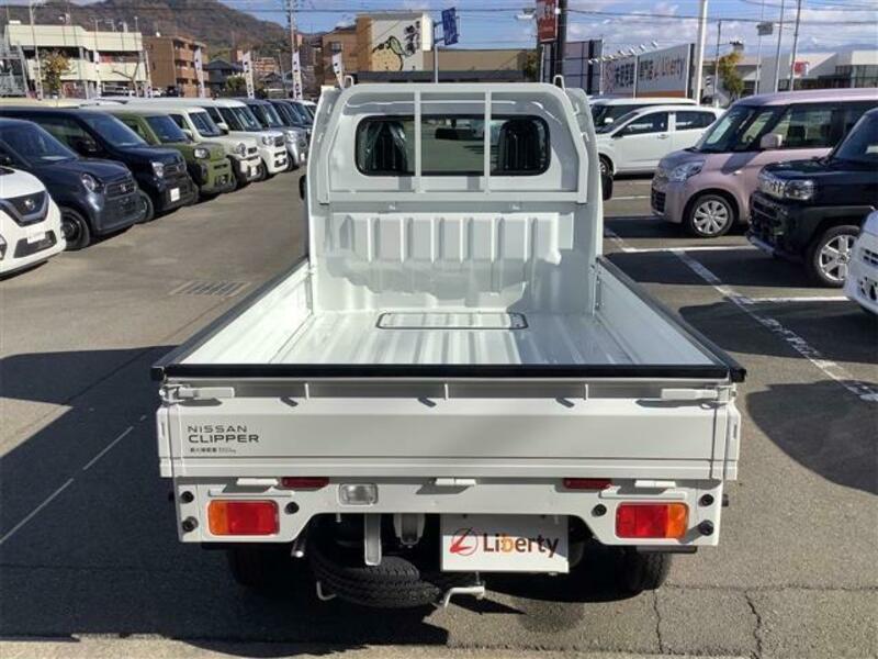 CLIPPER TRUCK