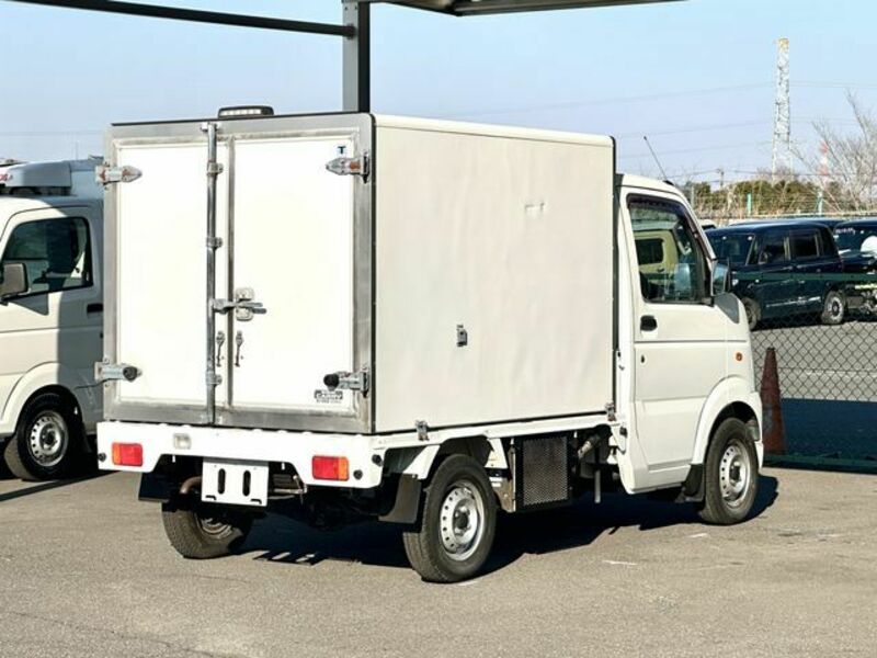 CARRY TRUCK