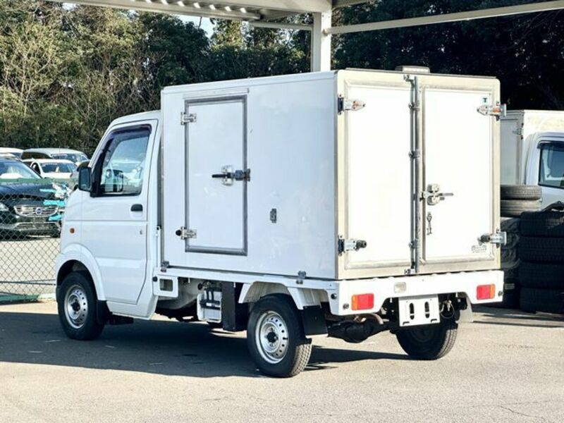 CARRY TRUCK