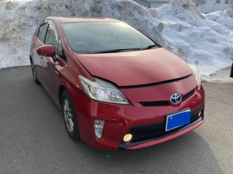 TOYOTA PRIUS