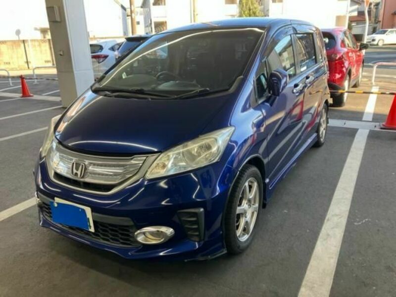 HONDA FREED HYBRID