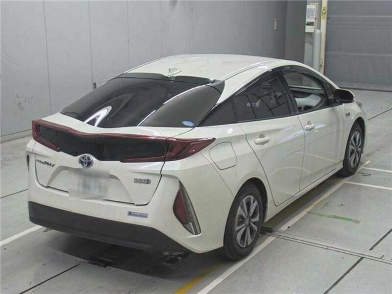 PRIUS PHV