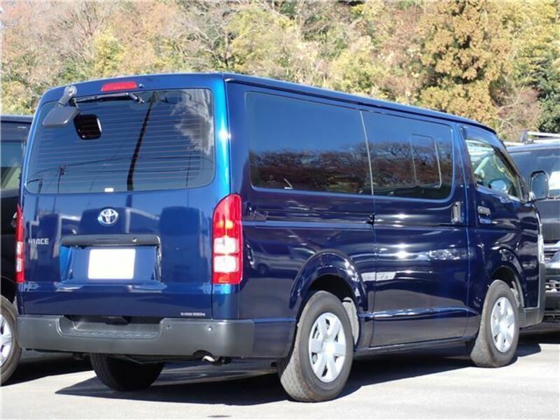 HIACE VAN