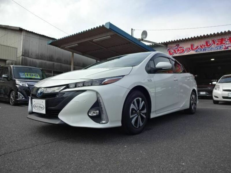 PRIUS PHV