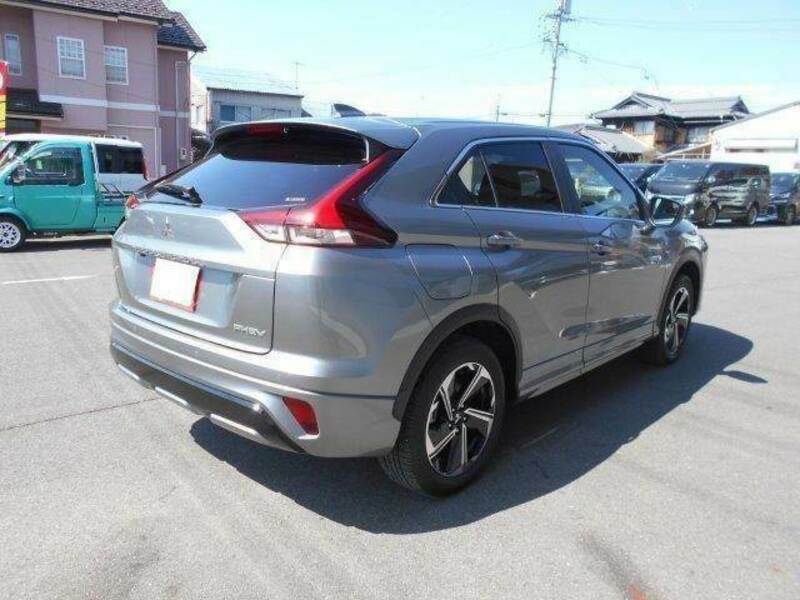 ECLIPSE CROSS-18