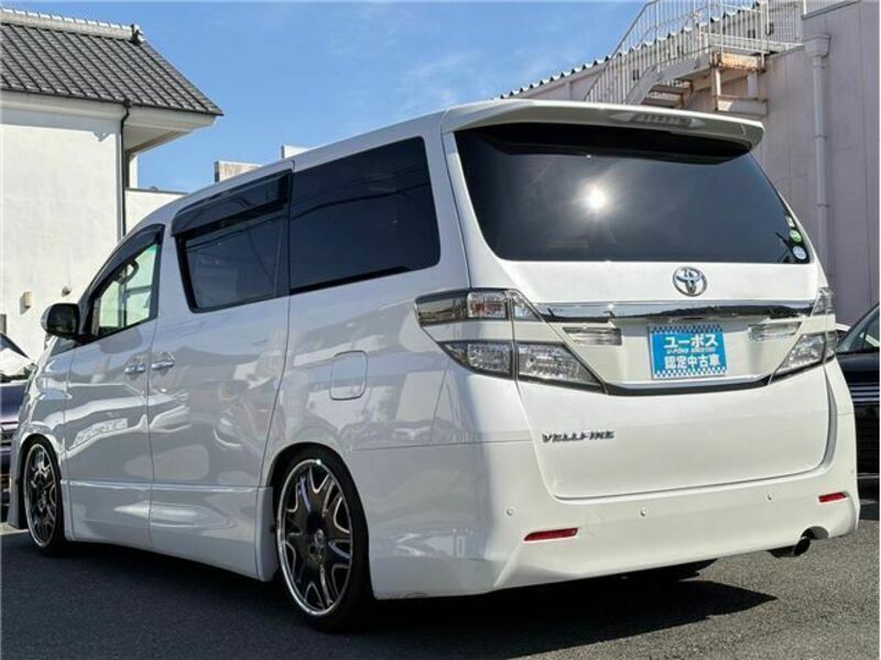 VELLFIRE