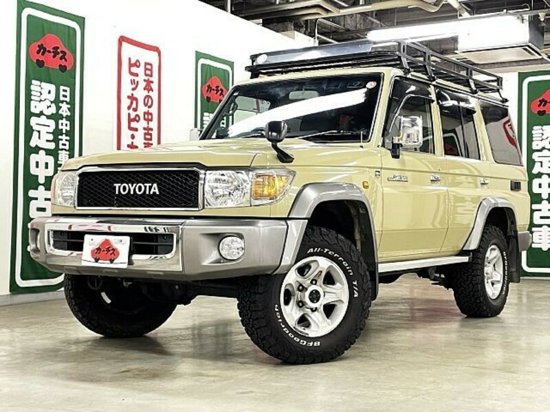 TOYOTA LAND CRUISER