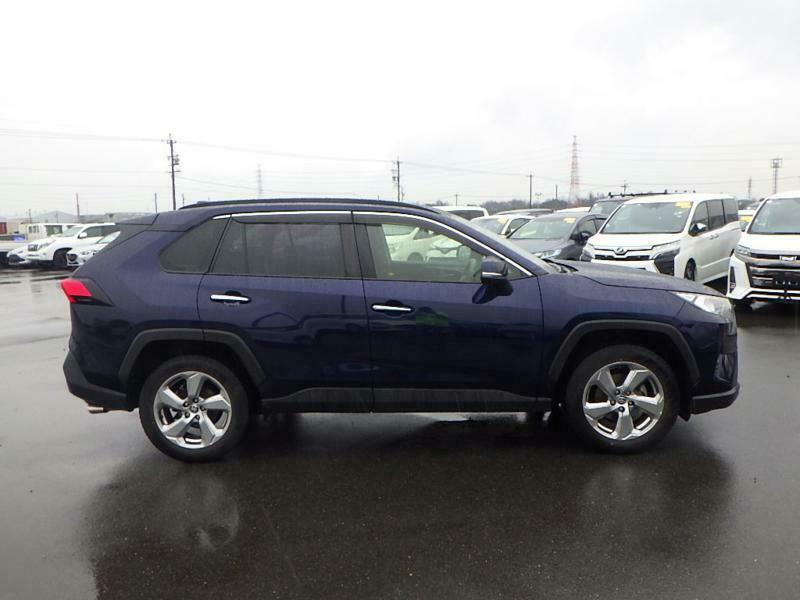 RAV4