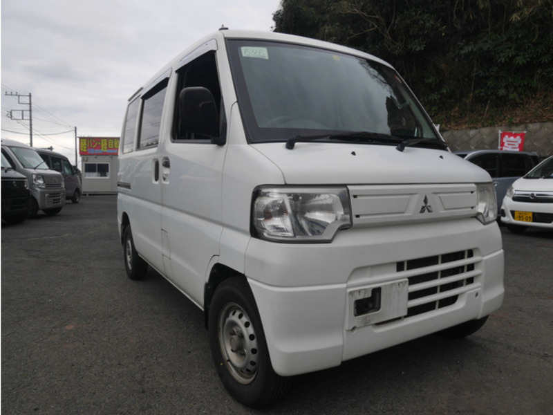 MITSUBISHI MINICAB VAN