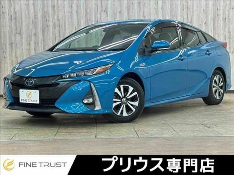 TOYOTA PRIUS PHV