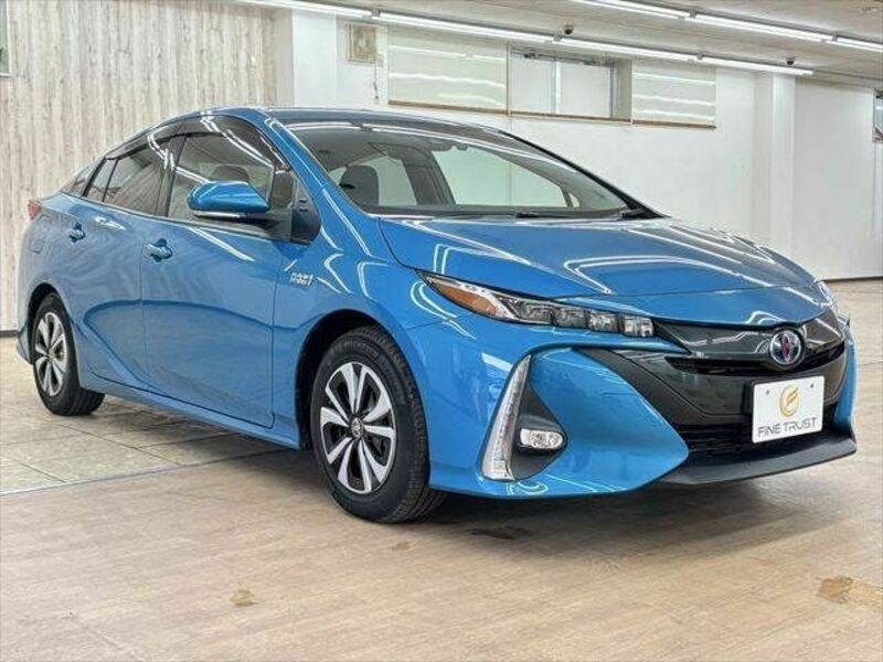 PRIUS PHV