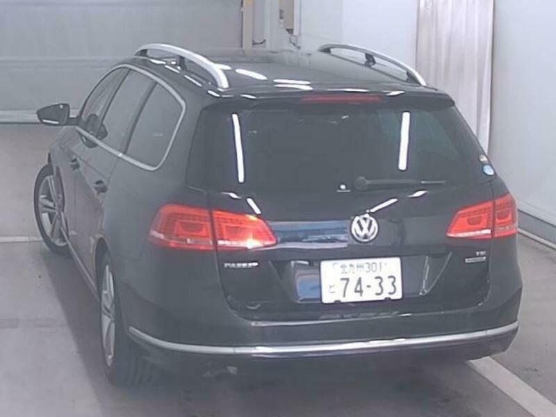 PASSAT VARIANT