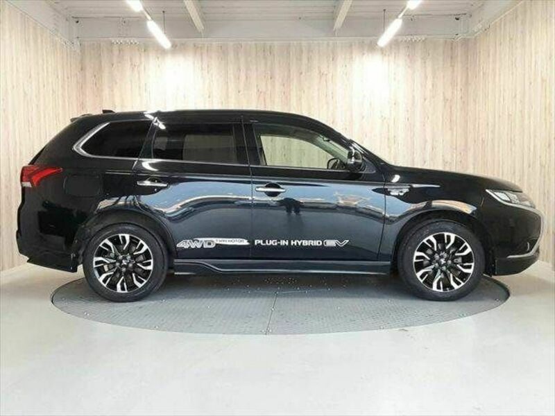 OUTLANDER PHEV