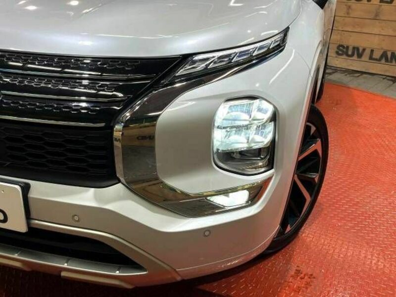 OUTLANDER PHEV