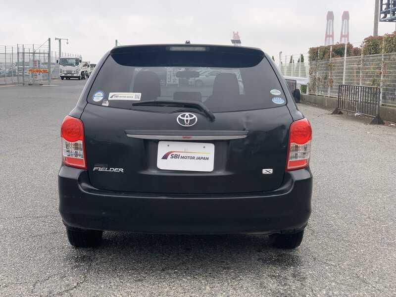 COROLLA FIELDER