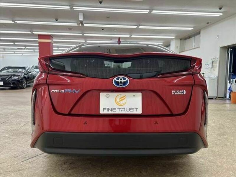 PRIUS PHV