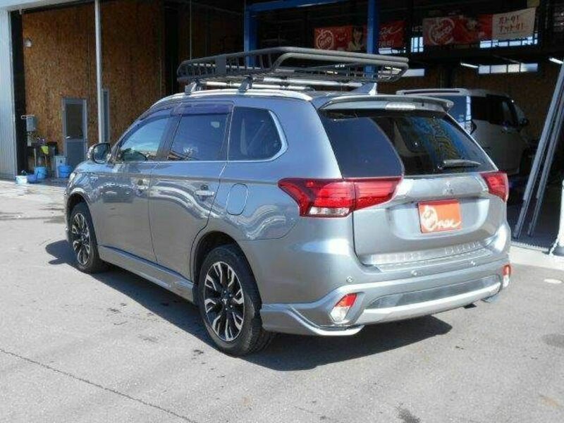 OUTLANDER PHEV