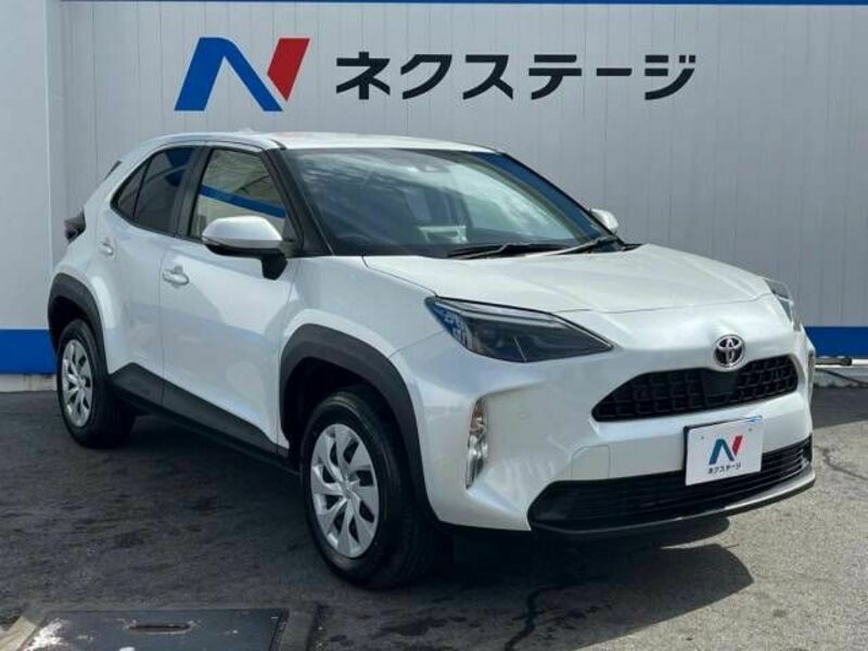 YARIS CROSS