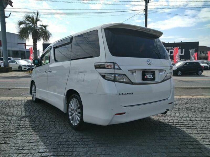 VELLFIRE