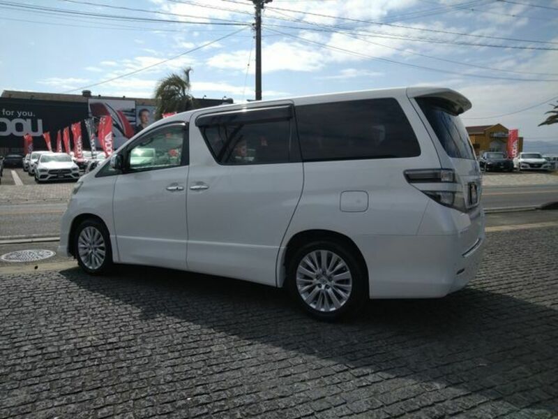 VELLFIRE