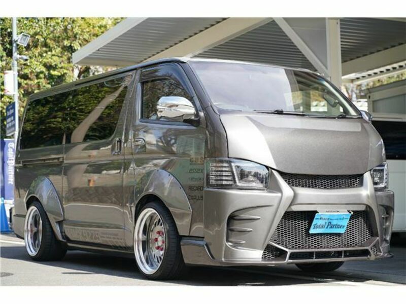 HIACE VAN