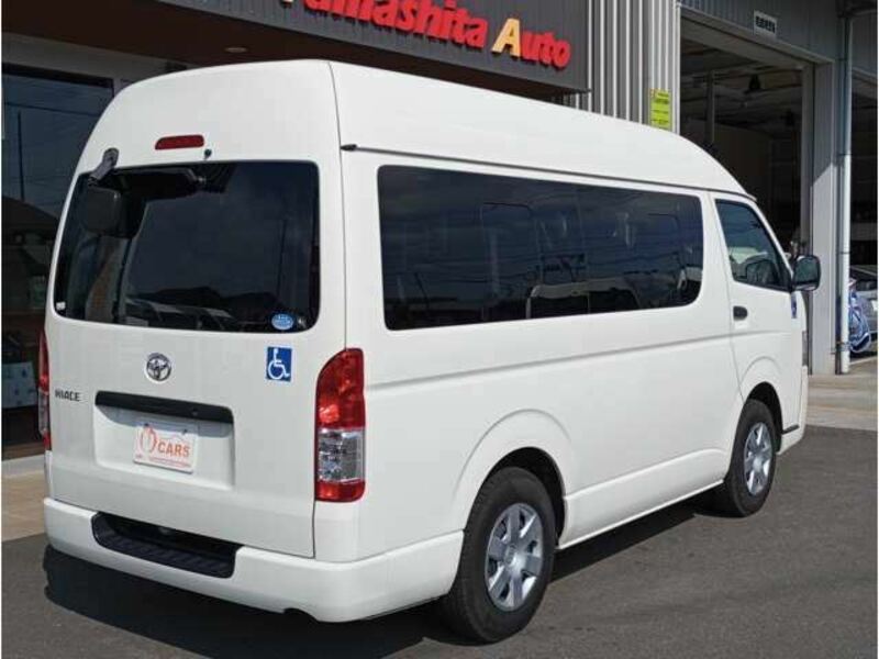 HIACE VAN