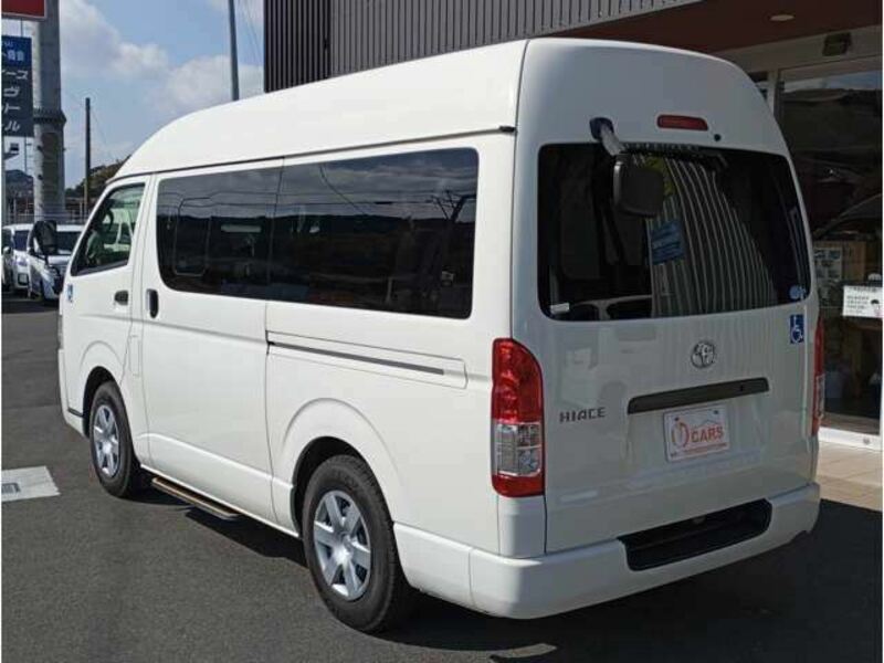 HIACE VAN