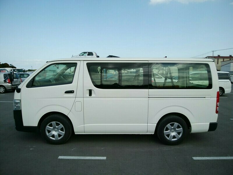 HIACE VAN-2