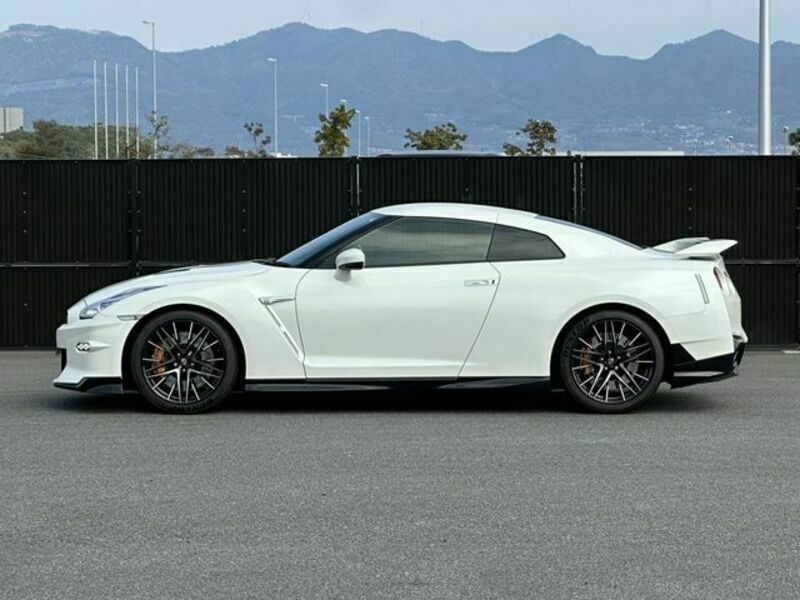 GT-R