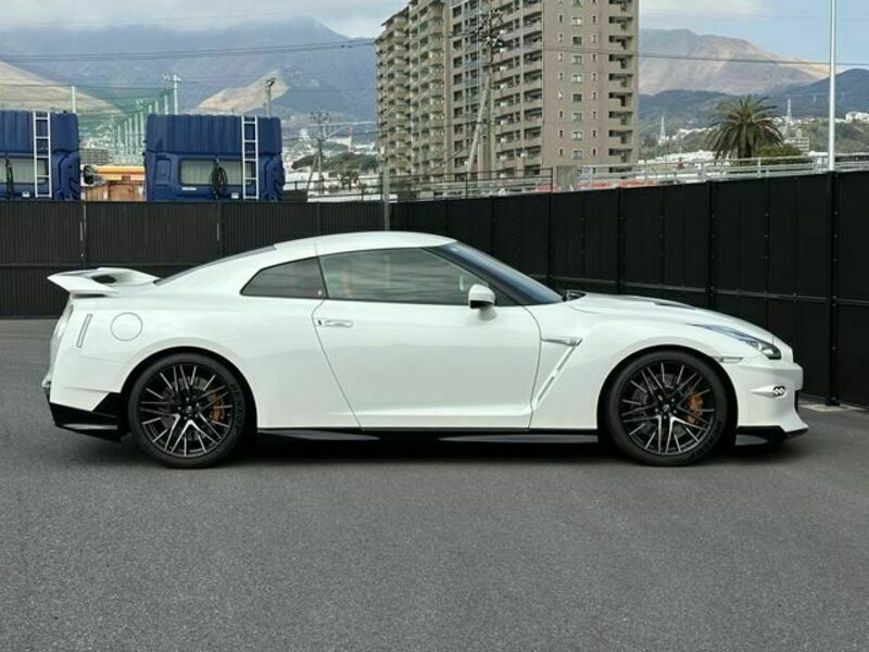 GT-R