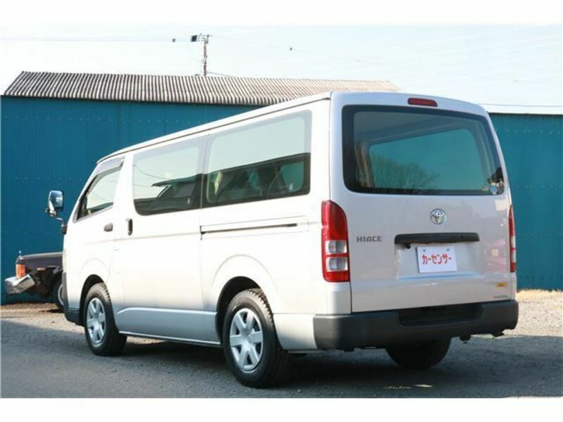 HIACE VAN