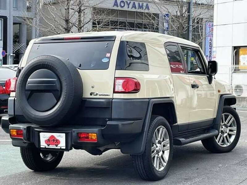 FJ CRUISER-2