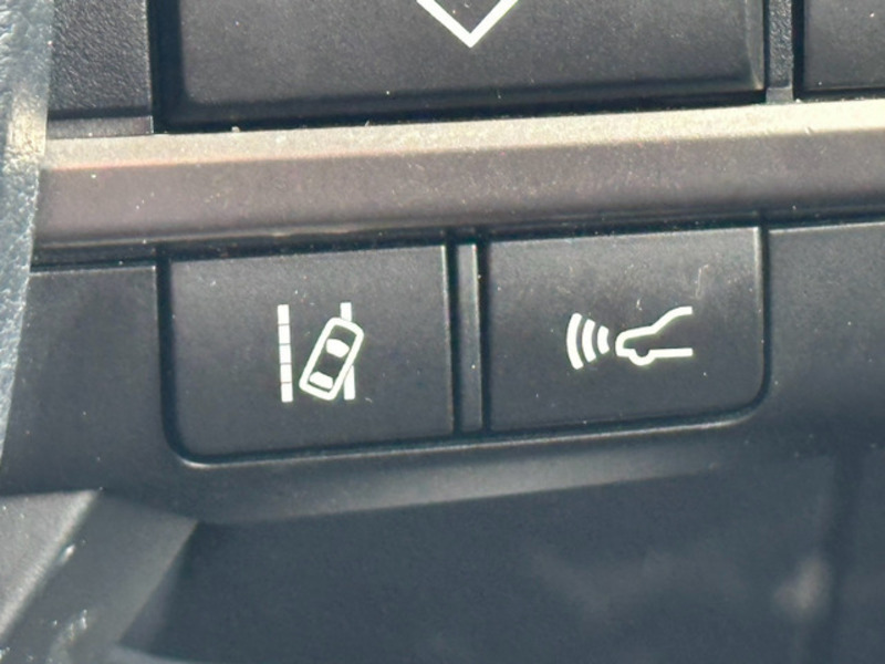 LX