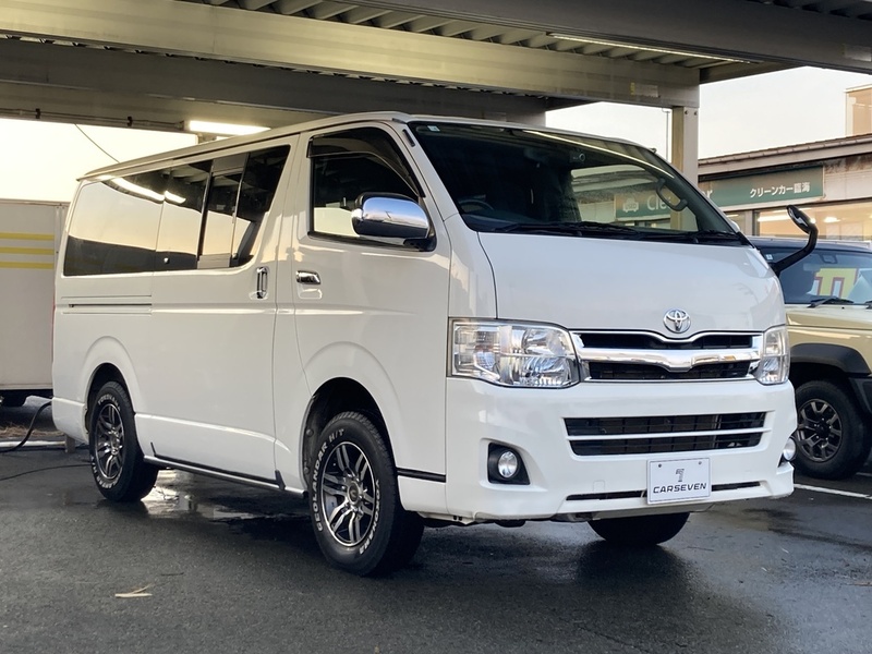 HIACE VAN