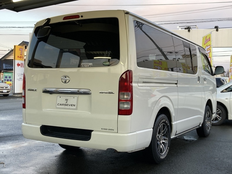 HIACE VAN