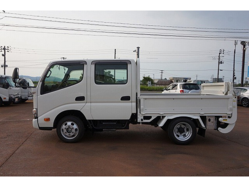 According to the official global website of Toyota Motor Corporation, the Dyna truck has undergone a full model change.