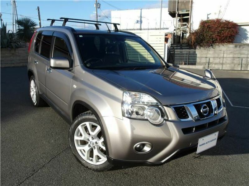 NISSAN X-TRAIL