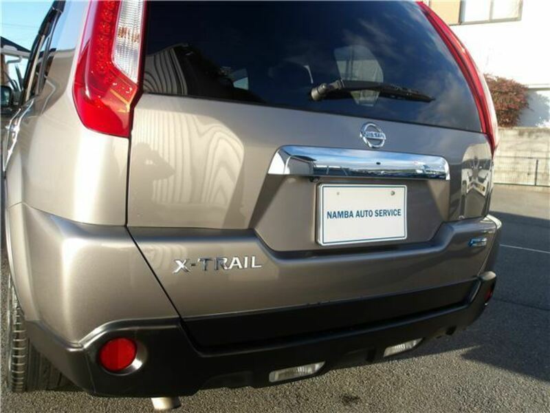 X-TRAIL