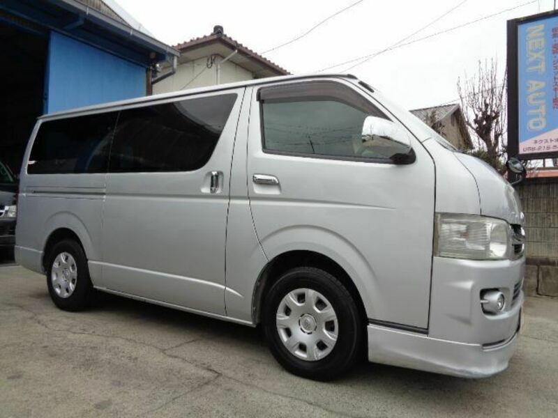 HIACE VAN