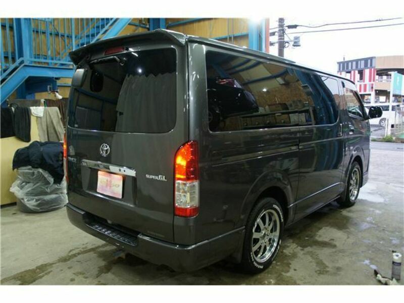 HIACE VAN