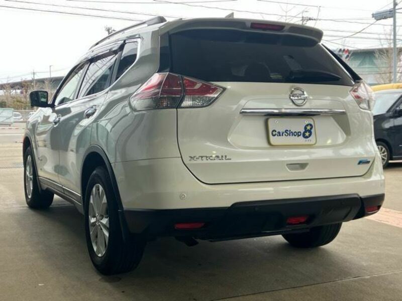 X-TRAIL-1