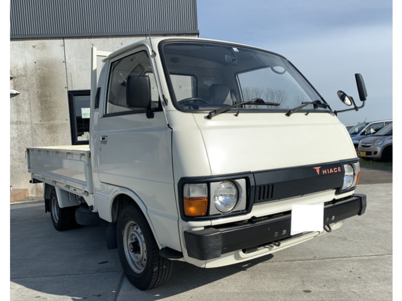 HIACE TRUCK-0