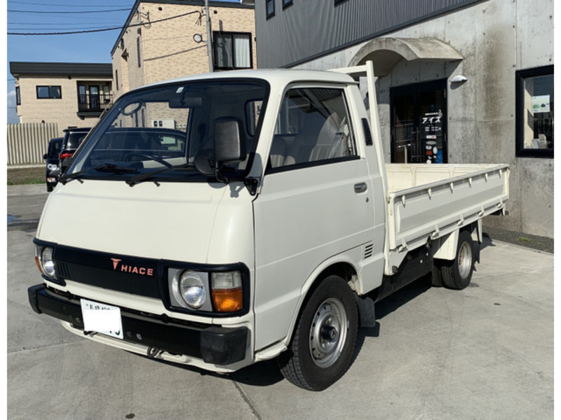 HIACE TRUCK