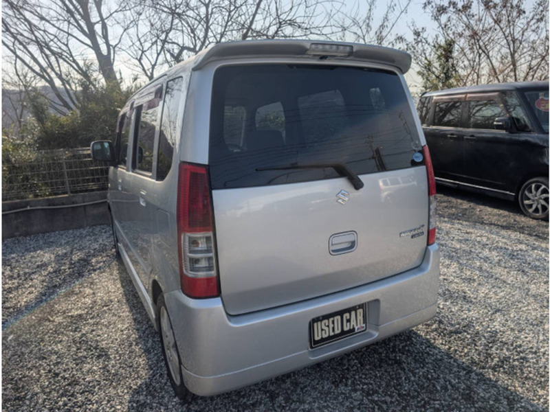 WAGON R