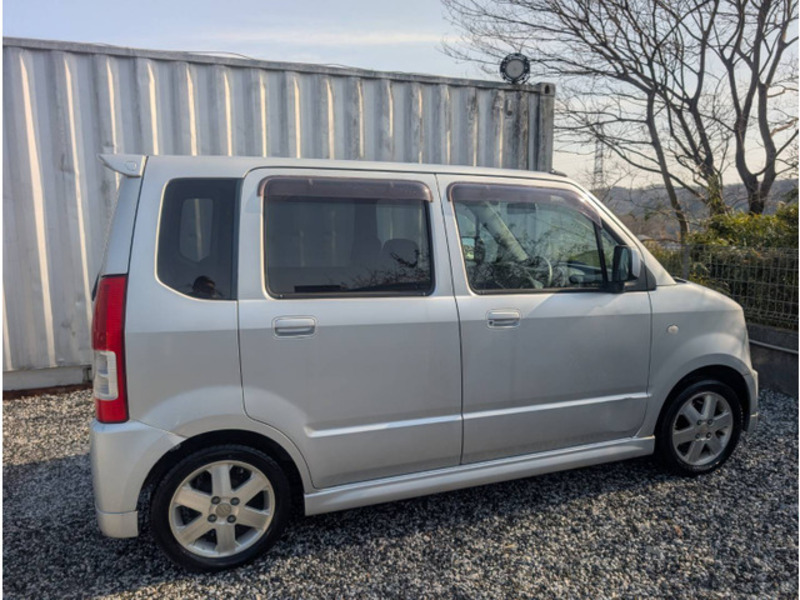 WAGON R
